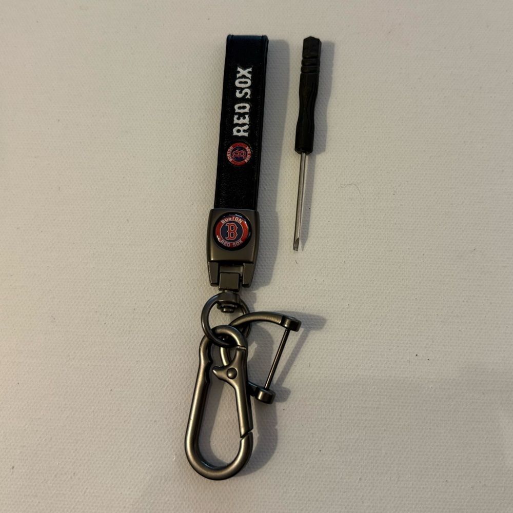 Boston Red Sox MLB Key Fob Keychain in Black Leather with Logo NWT